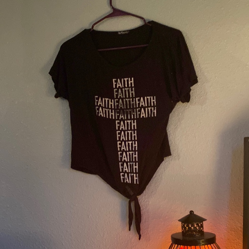 Cropped Christian shirt